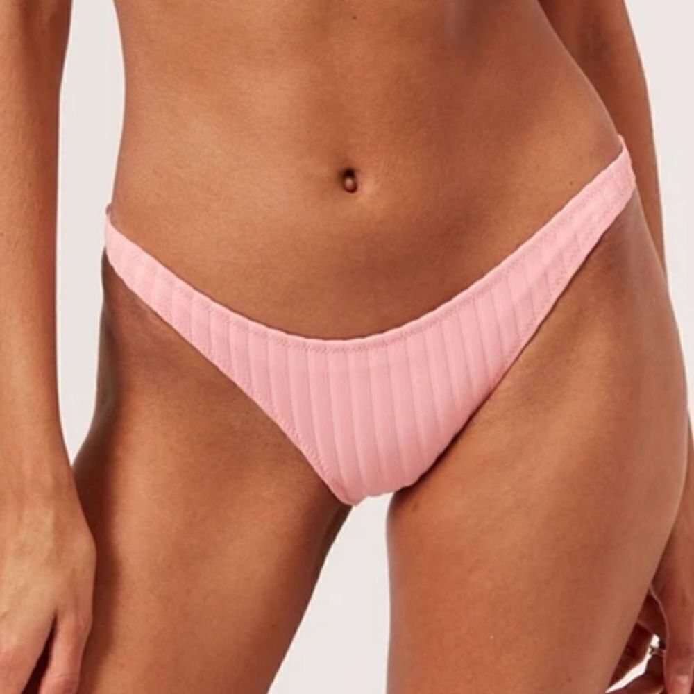 SOLID AND STRIPED - THE RACHEL BOTTOM TAFFY